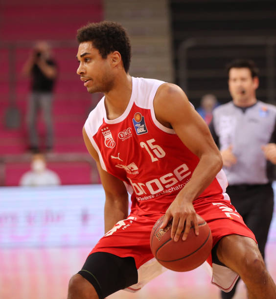 也引发了球 也引发了球