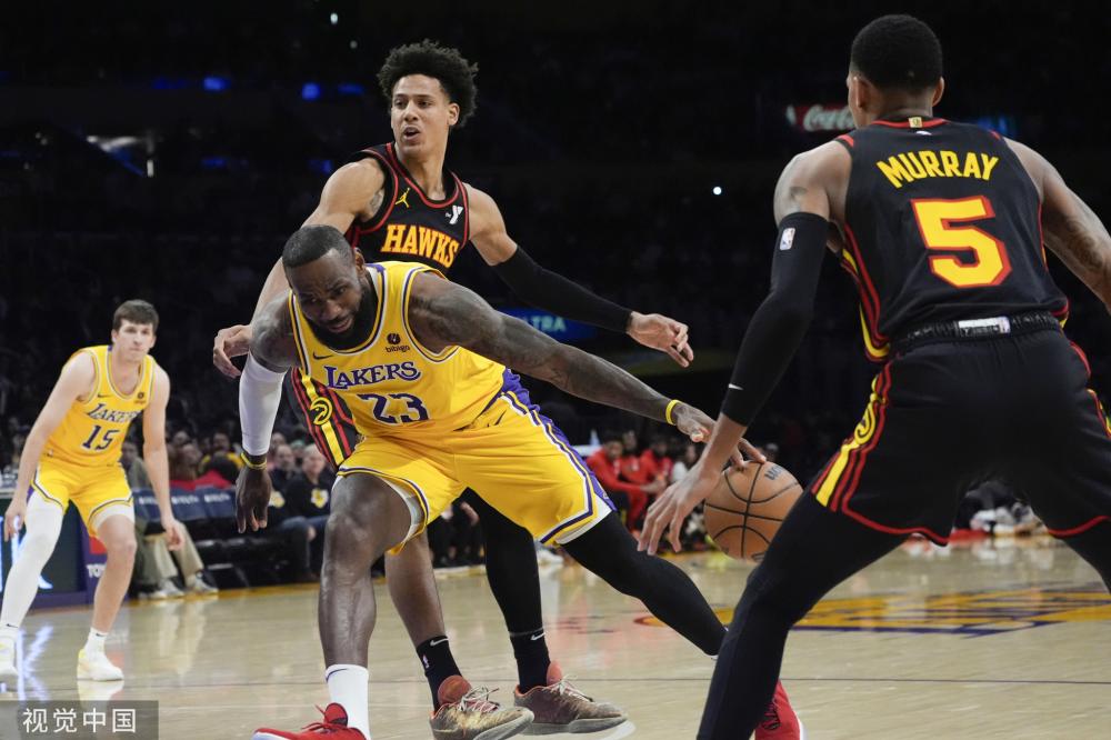 转会市场的 转会市场的